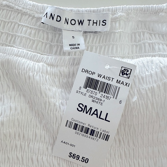 ✨ And Now This dropped waist sleeveless smocked Maxi White Dress New - Picture 8 of 8